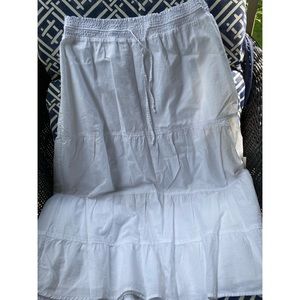 White long flowy skirt